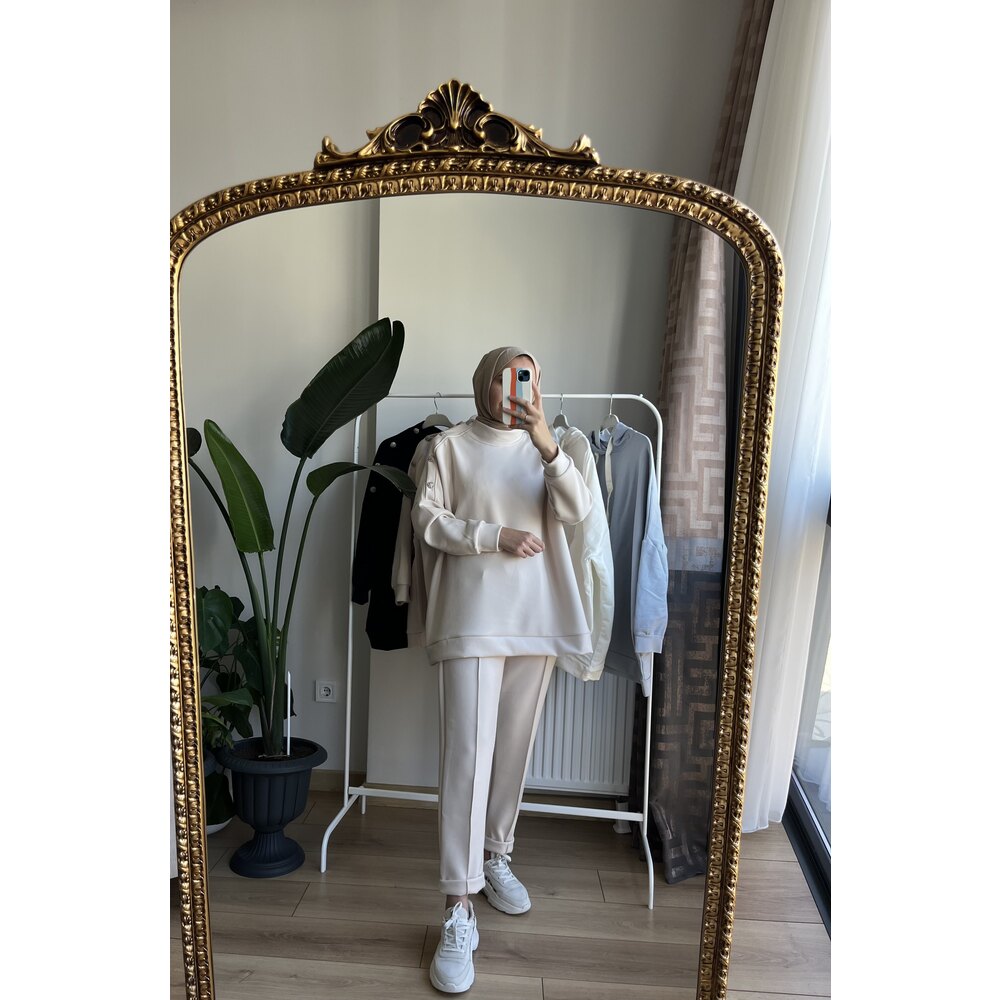 Taş detaylı Takım — fotoğraf 2