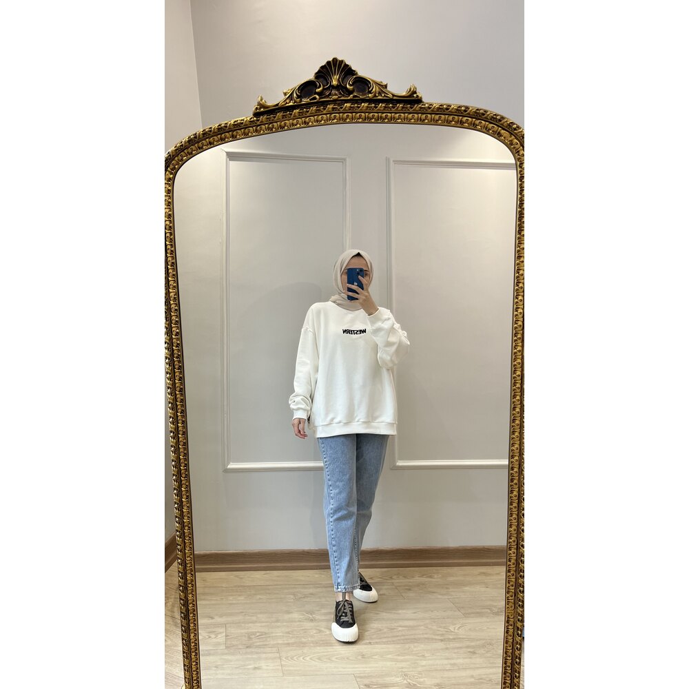 Sırt detaylı Premium sweatshirt