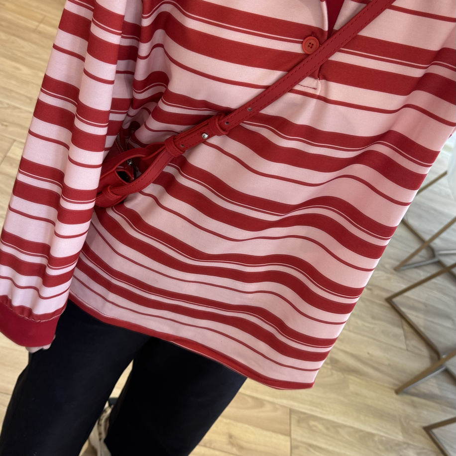 Kırmızı çizgili Sweatshirt — fotoğraf 2