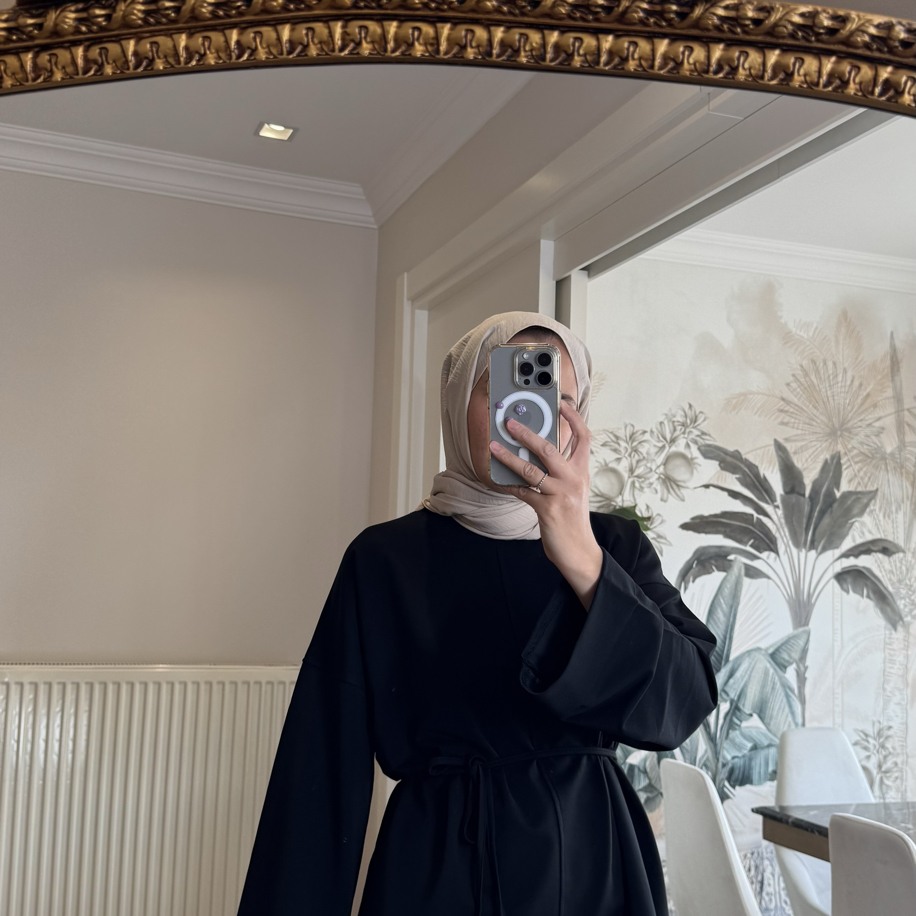 Siyah yırtmaç detaylı Sweatshirt — fotoğraf 3